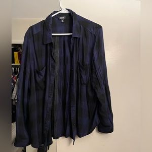 Women’s a.n.a. black and blue plaid button down shirt in size xxl